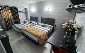 Stefan cel Mare Кишинёв Chisinau 64-112-111-101-102
